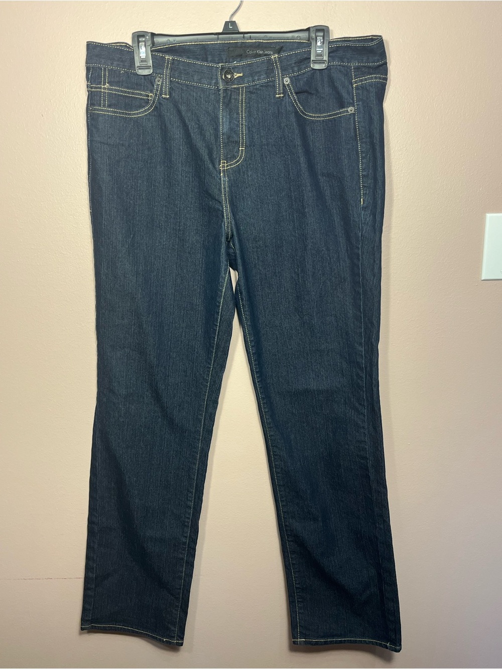 Classic Calvin Klein Dark Wash Women’s Jeans-Blue
